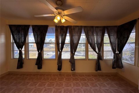 Immobilier commercial à vendre à Bartow, Floride: 6 chambres, 189.33 m2 № 2215018 - photo 13