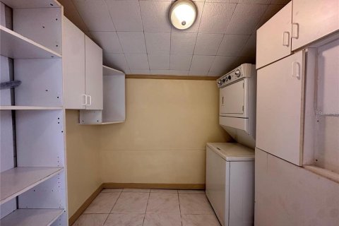 Immobilier commercial à vendre à Bartow, Floride: 6 chambres, 189.33 m2 № 2215018 - photo 12
