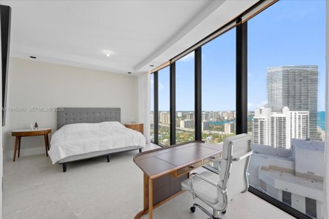 Copropriété à louer à Sunny Isles Beach, Floride: 4 chambres, 294.59 m2 № 2002418 - photo 14