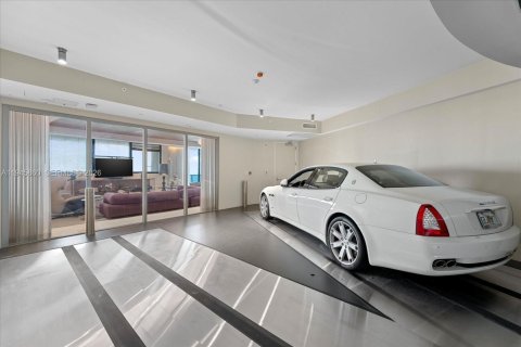 Copropriété à louer à Sunny Isles Beach, Floride: 4 chambres, 294.59 m2 № 2002418 - photo 11