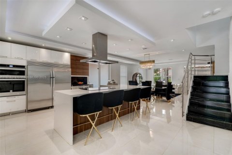 Villa ou maison à louer à Doral, Floride: 4 chambres, 268.02 m2 № 1974406 - photo 23