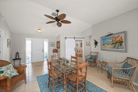 Villa ou maison à vendre à Punta Gorda, Floride: 3 chambres, 189.43 m2 № 1853991 - photo 13