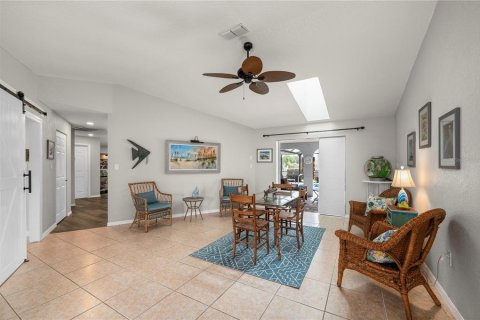 Villa ou maison à vendre à Punta Gorda, Floride: 3 chambres, 189.43 m2 № 1853991 - photo 11