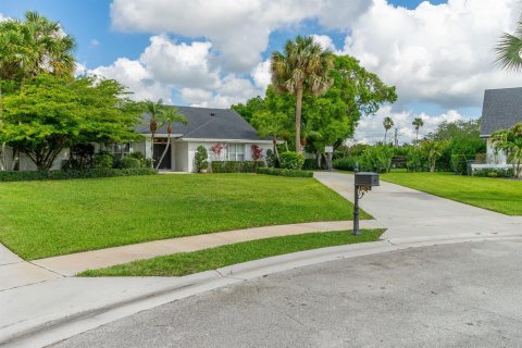 Villa ou maison à vendre à Wellington, Floride: 4 chambres, 229.56 m2 № 2146789 - photo 3