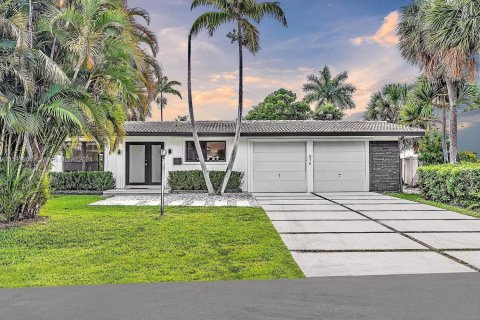 Casa en venta en Hallandale Beach, Florida, 3 dormitorios, 231.51 m2 № 1886658 - foto 10