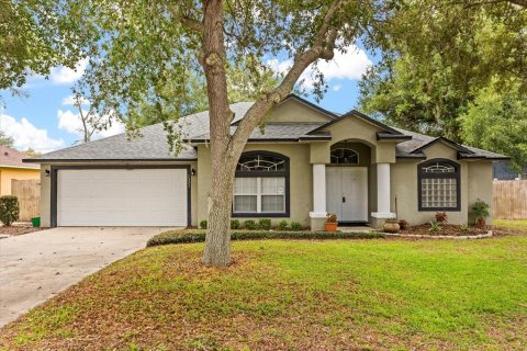 House in Deltona, Florida 3 bedrooms, 177.07 sq.m. № 1836850 - photo 2