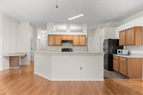 House in Deltona, Florida 3 bedrooms, 177.07 sq.m. № 1836850 - photo 9