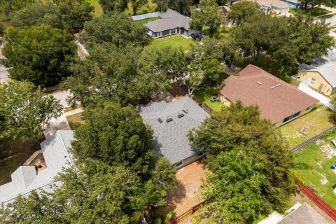 House in Deltona, Florida 3 bedrooms, 177.07 sq.m. № 1836850 - photo 30