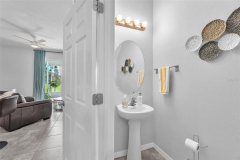 Townhouse in Riverview, Florida 3 bedrooms, 130.06 sq.m. № 1792791 - photo 4