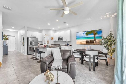 Townhouse in Riverview, Florida 3 bedrooms, 130.06 sq.m. № 1792791 - photo 11