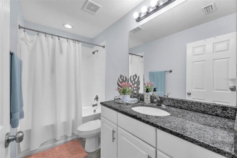 Townhouse in Riverview, Florida 3 bedrooms, 130.06 sq.m. № 1792791 - photo 16