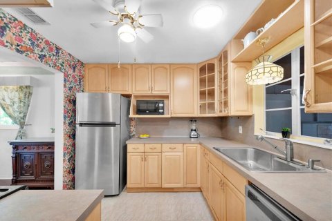 Casa en venta en Saint Petersburg, Florida, 2 dormitorios, 122.26 m2 № 1914681 - foto 7