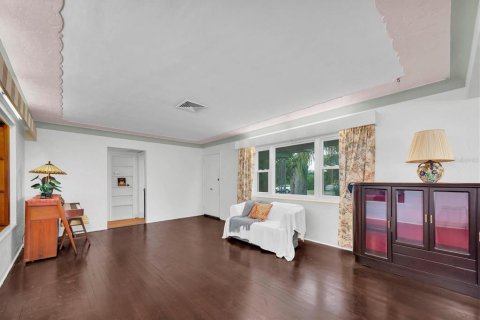 Casa en venta en Saint Petersburg, Florida, 2 dormitorios, 122.26 m2 № 1914681 - foto 4