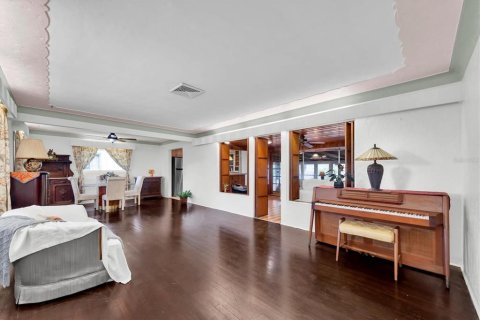 Villa ou maison à vendre à Saint Petersburg, Floride: 2 chambres, 122.26 m2 № 1914681 - photo 5