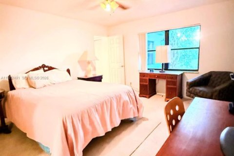 House in Delray Beach, Florida 3 bedrooms, 157.19 sq.m. № 2040380 - photo 14