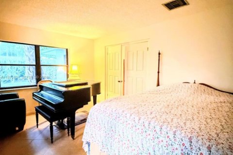 House in Delray Beach, Florida 3 bedrooms, 157.19 sq.m. № 2040380 - photo 23