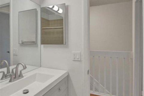 Adosado en venta en Coral Springs, Florida, 2 dormitorios, 118.91 m2 № 2192109 - foto 21