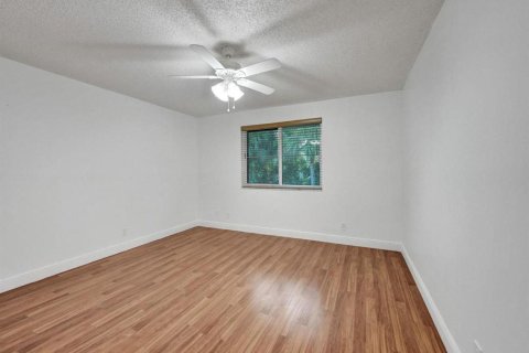 Adosado en venta en Coral Springs, Florida, 2 dormitorios, 118.91 m2 № 2192109 - foto 17