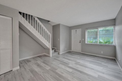 Adosado en venta en Coral Springs, Florida, 2 dormitorios, 118.91 m2 № 2192109 - foto 4