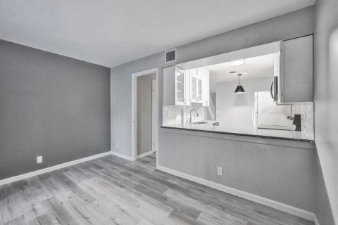 Adosado en venta en Coral Springs, Florida, 2 dormitorios, 118.91 m2 № 2192109 - foto 9