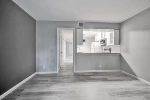 Adosado en venta en Coral Springs, Florida, 2 dormitorios, 118.91 m2 № 2192109 - foto 7