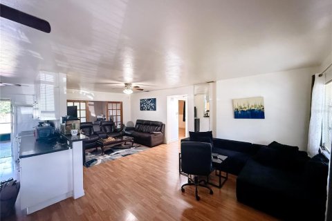 Villa ou maison à vendre à Saint Petersburg, Floride: 3 chambres, 122.45 m2 № 2431858 - photo 7