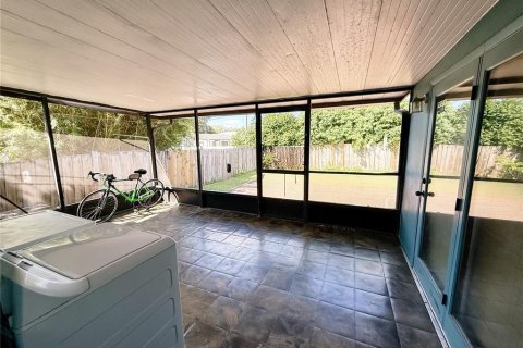 Villa ou maison à vendre à Saint Petersburg, Floride: 3 chambres, 122.45 m2 № 2431858 - photo 21