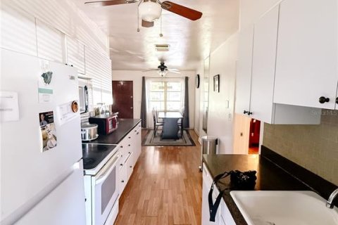 Villa ou maison à vendre à Saint Petersburg, Floride: 3 chambres, 122.45 m2 № 2431858 - photo 8