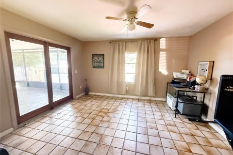 Villa ou maison à vendre à Saint Petersburg, Floride: 3 chambres, 122.45 m2 № 2431858 - photo 10