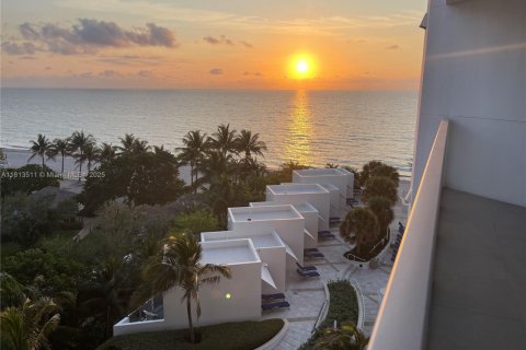 Condo in Hollywood, Florida, 3 bedrooms  № 1762567 - photo 30