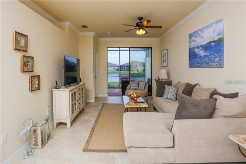 Villa ou maison à louer à Bradenton, Floride: 2 chambres, 131.64 m2 № 213063 - photo 4