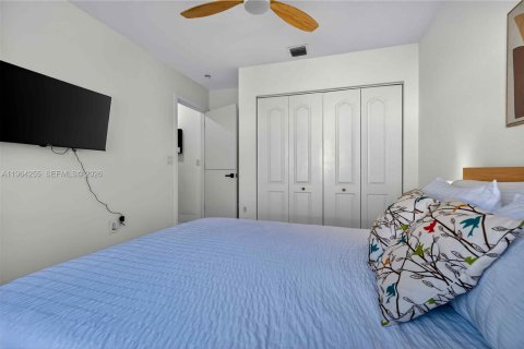 Купить виллу или дом в Пемброк-Пайнс, Флорида 3 спальни, 126.81м2, № 2026302 - фото 22