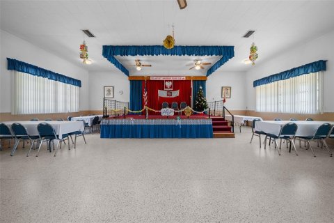 Commercial property in Belleview, Florida 303.98 sq.m. № 1656976 - photo 25