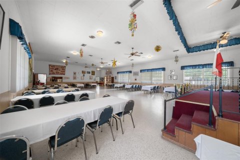 Commercial property in Belleview, Florida 303.98 sq.m. № 1656976 - photo 27
