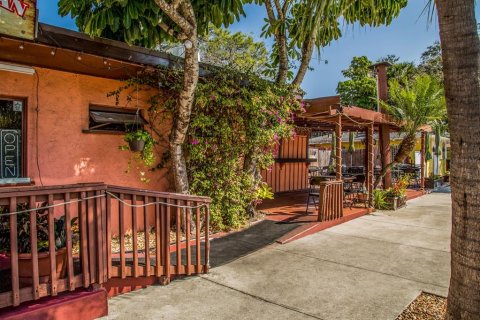 Immobilier commercial à vendre à Port Charlotte, Floride: 234.67 m2 № 1570643 - photo 30