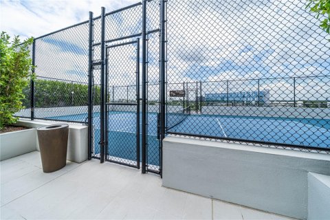 Copropriété à louer à North Miami Beach, Floride: 2 chambres, 146.04 m2 № 2387845 - photo 27