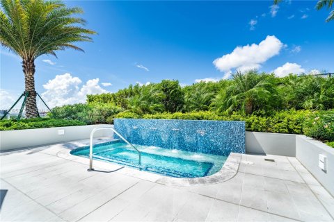 Copropriété à louer à North Miami Beach, Floride: 2 chambres, 146.04 m2 № 2387845 - photo 24