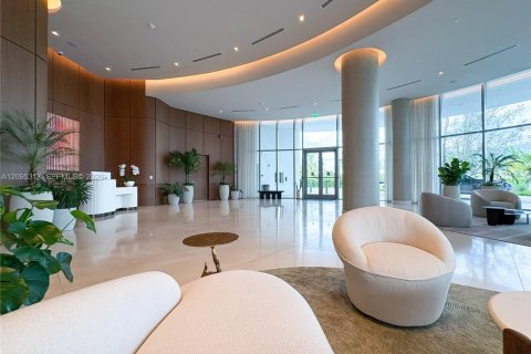 Copropriété à louer à North Miami Beach, Floride: 2 chambres, 146.04 m2 № 2387845 - photo 5
