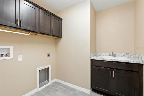 Villa ou maison à vendre à Oxford, Floride: 3 chambres, 146.41 m2 № 1856390 - photo 15