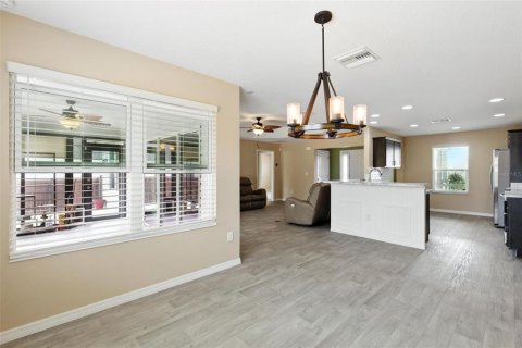 Villa ou maison à vendre à Oxford, Floride: 3 chambres, 146.41 m2 № 1856390 - photo 14