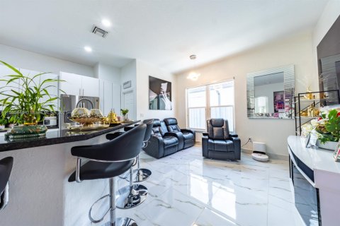 House in Homestead, Florida 5 bedrooms, 237.09 sq.m. № 1889407 - photo 17