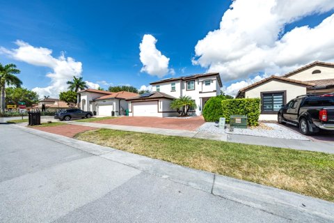 House in Homestead, Florida 5 bedrooms, 237.09 sq.m. № 1889407 - photo 8