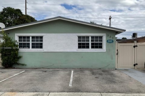 Apartamento en Dania Beach, Florida 2 dormitorios, 146.32 m2 № 2003035