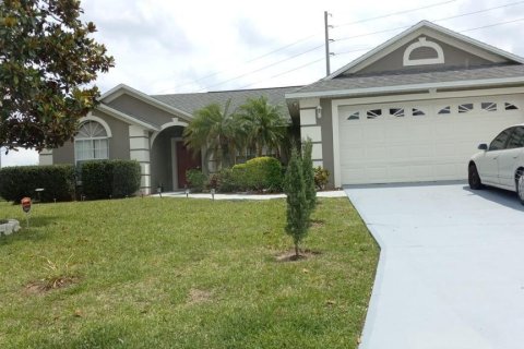 Villa ou maison à vendre à Davenport, Floride: 3 chambres, 150.32 m2 № 1834832 - photo 2