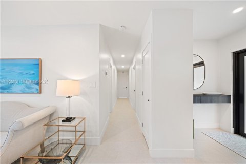 Купить виллу или дом в Пальметто-Бей, Флорида 3 спальни, 145.48м2, № 1996413 - фото 12