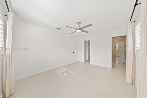 Купить виллу или дом в Пальметто-Бей, Флорида 3 спальни, 145.48м2, № 1996413 - фото 18