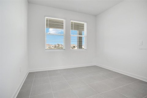 Casa en alquiler en Clermont, Florida, 4 dormitorios, 292.36 m2 № 1914590 - foto 11