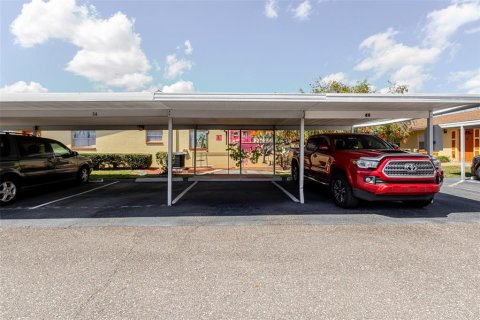 Condo in Sun City Center, Florida, 2 bedrooms  № 1718070 - photo 29