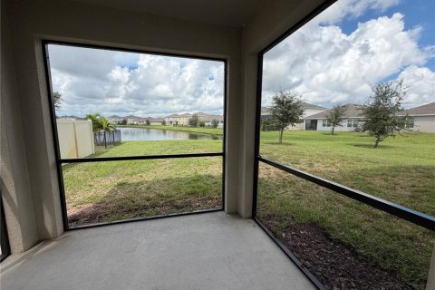 Villa ou maison à louer à Bradenton, Floride: 5 chambres, 242.01 m2 № 2396983 - photo 14