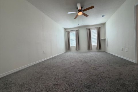 Villa ou maison à louer à Bradenton, Floride: 5 chambres, 242.01 m2 № 2396983 - photo 18
